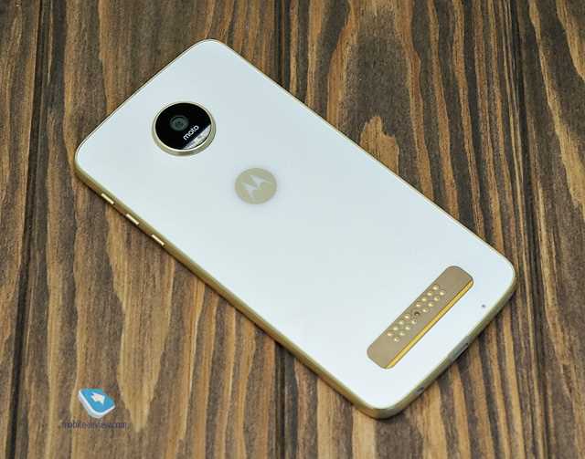 Что такое новый Moto Z Play Droid? описание и обзор смартфона