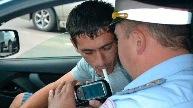 ДТП произошло, куда звонить? На какие телефоны нужно набрать при ДТП?