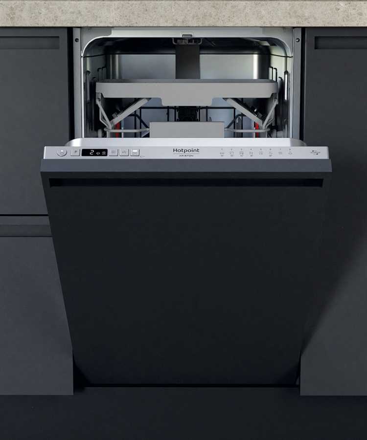 2. Hotpoint-Ariston HFO 3C23 W X